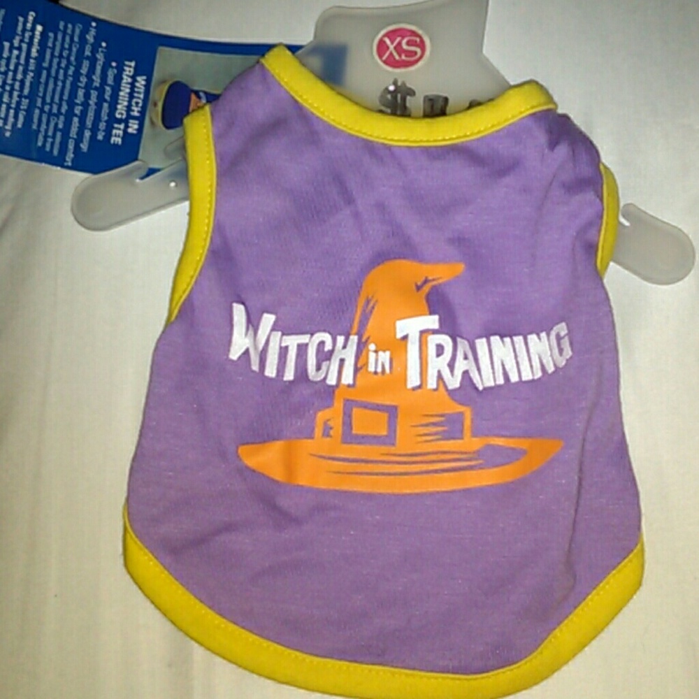 T-shirt for dog